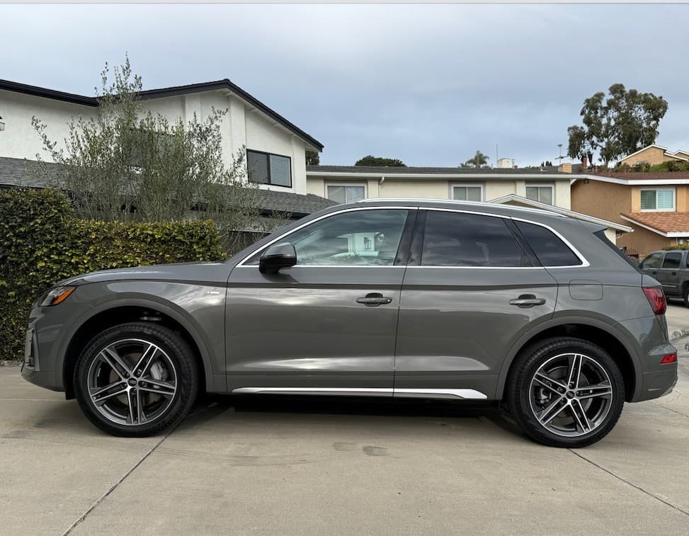 2024 silver audi q5 residential delivery